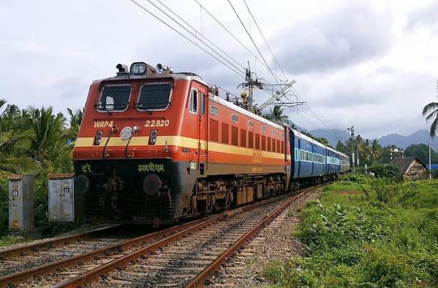 प्रतापगढ़ बड़ीसादड़ी जलोदा रेल लाइन पर नई ब्रॉडगेज ट्रेन ट्रैक