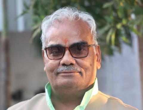 अलवर के 8 VDO का बाड़मेर तबादला, कार्रवाई पर बहस