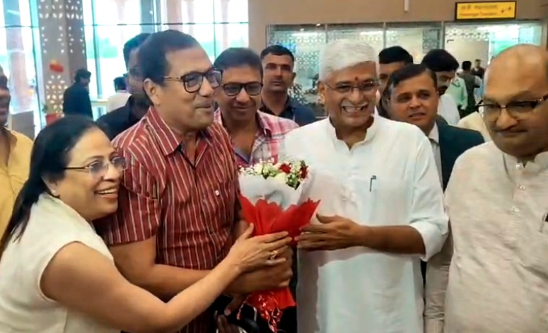जोधपुर एयरपोर्ट के नए टर्मिनल से उड़ानें शुरू, शेखावत का तंज